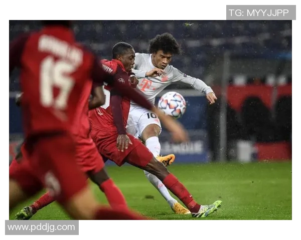 恒大与拜仁对比分析：中德足球巨头的实力与影响力之争